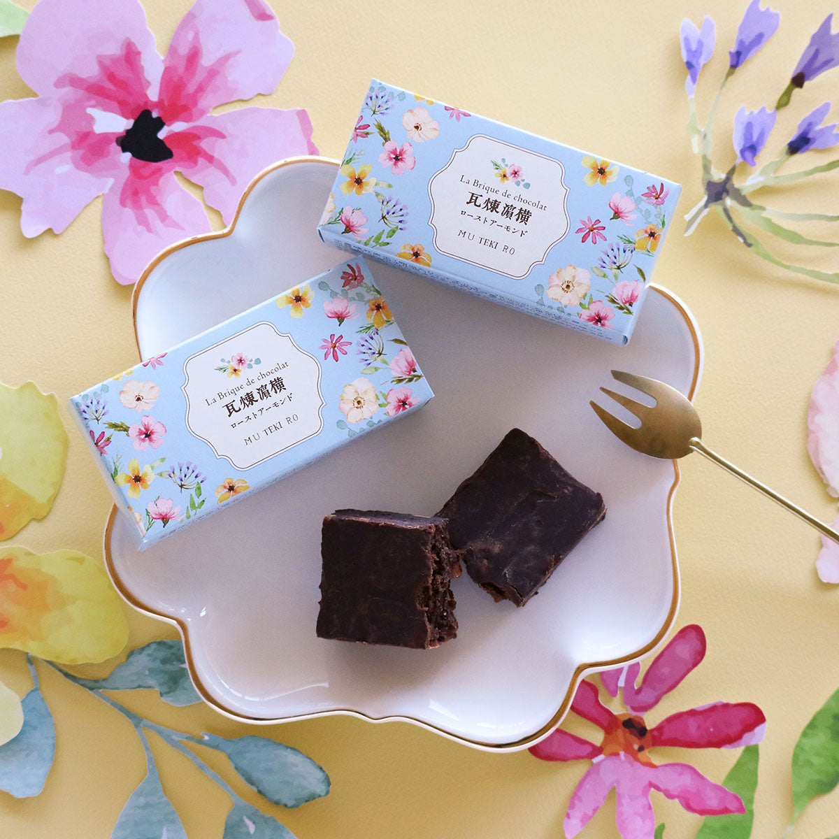 横濱煉瓦ローストアーモンドクリアケース入2個 – 霧笛楼オンラインショップ